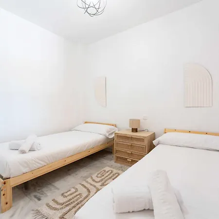 Apartmento En Con Acceso Directo A La Piscina! * Marbella