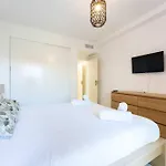 Apartmento En Con Acceso Directo A La Piscina! Marbella
